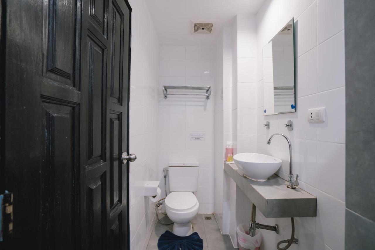 מלון Noble House Patong מראה חיצוני תמונה