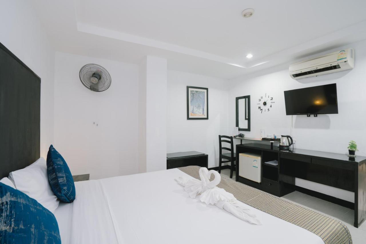 מלון Noble House Patong מראה חיצוני תמונה