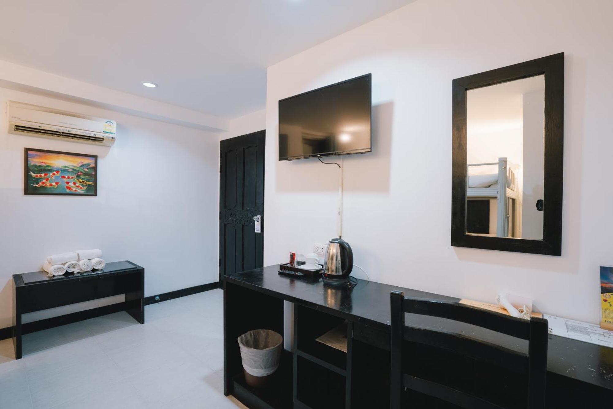מלון Noble House Patong מראה חיצוני תמונה