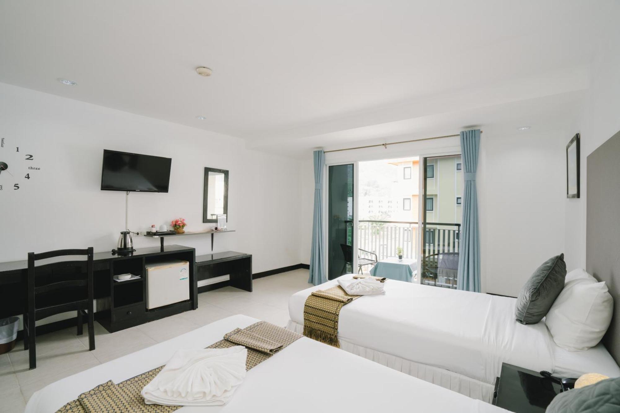 מלון Noble House Patong מראה חיצוני תמונה