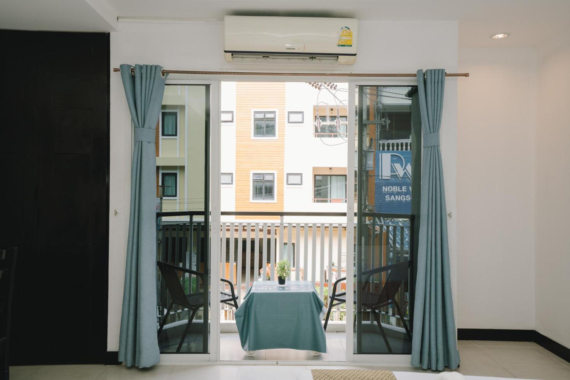 מלון Noble House Patong מראה חיצוני תמונה