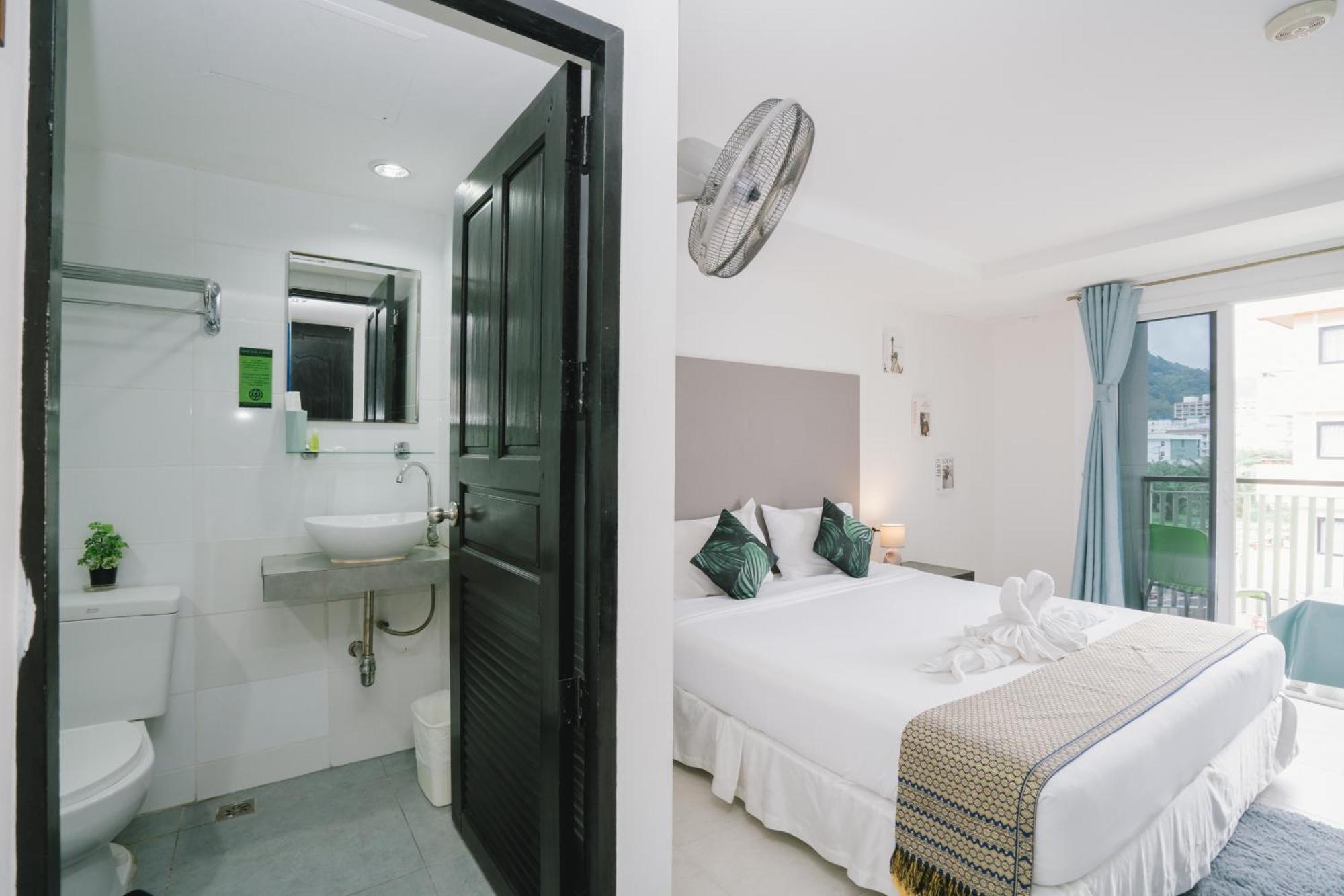 מלון Noble House Patong מראה חיצוני תמונה