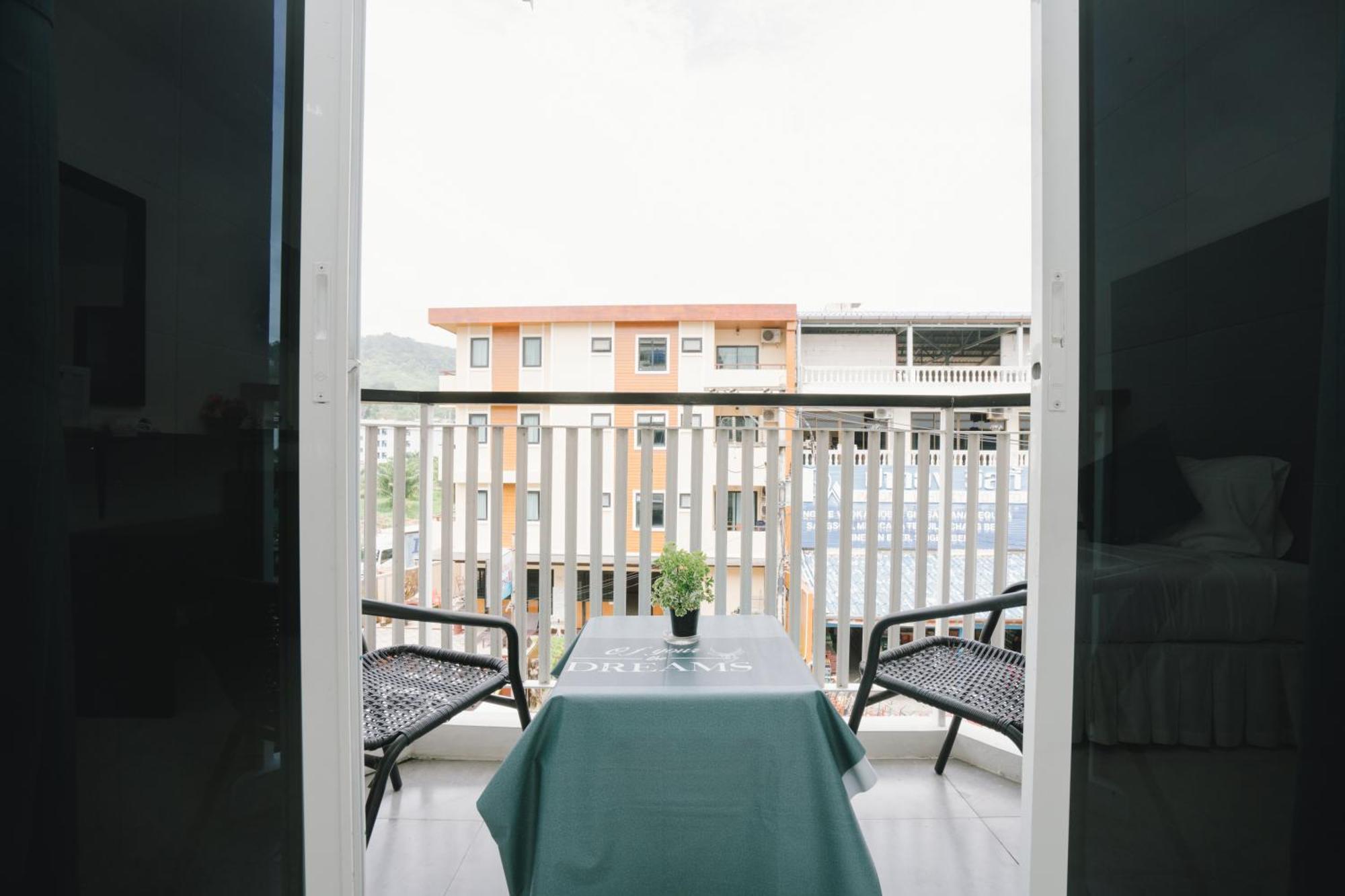 מלון Noble House Patong מראה חיצוני תמונה